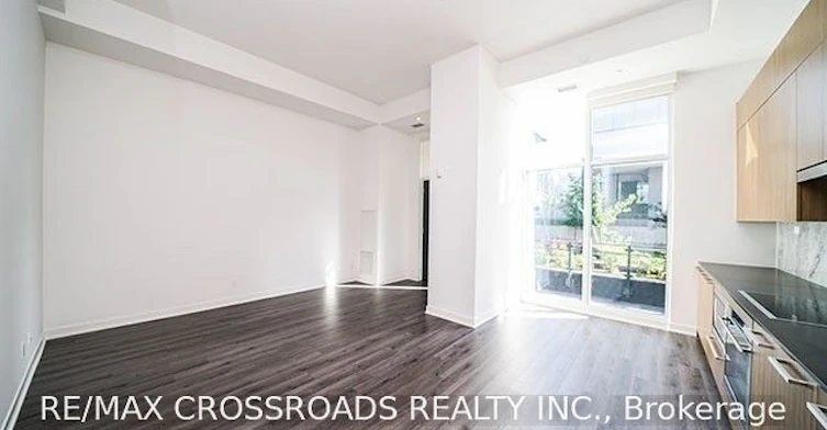 Th05-58 Queens Wharf Road, Toronto, ON, M5V 0J9 - 5