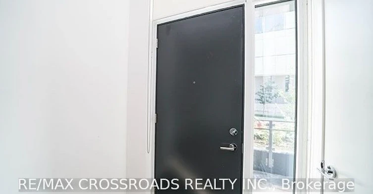 Th05-58 Queens Wharf Road, Toronto, ON, M5V 0J9 - 2