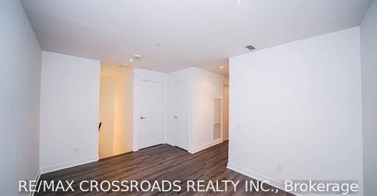 Th05-58 Queens Wharf Road, Toronto, ON, M5V 0J9 - 12