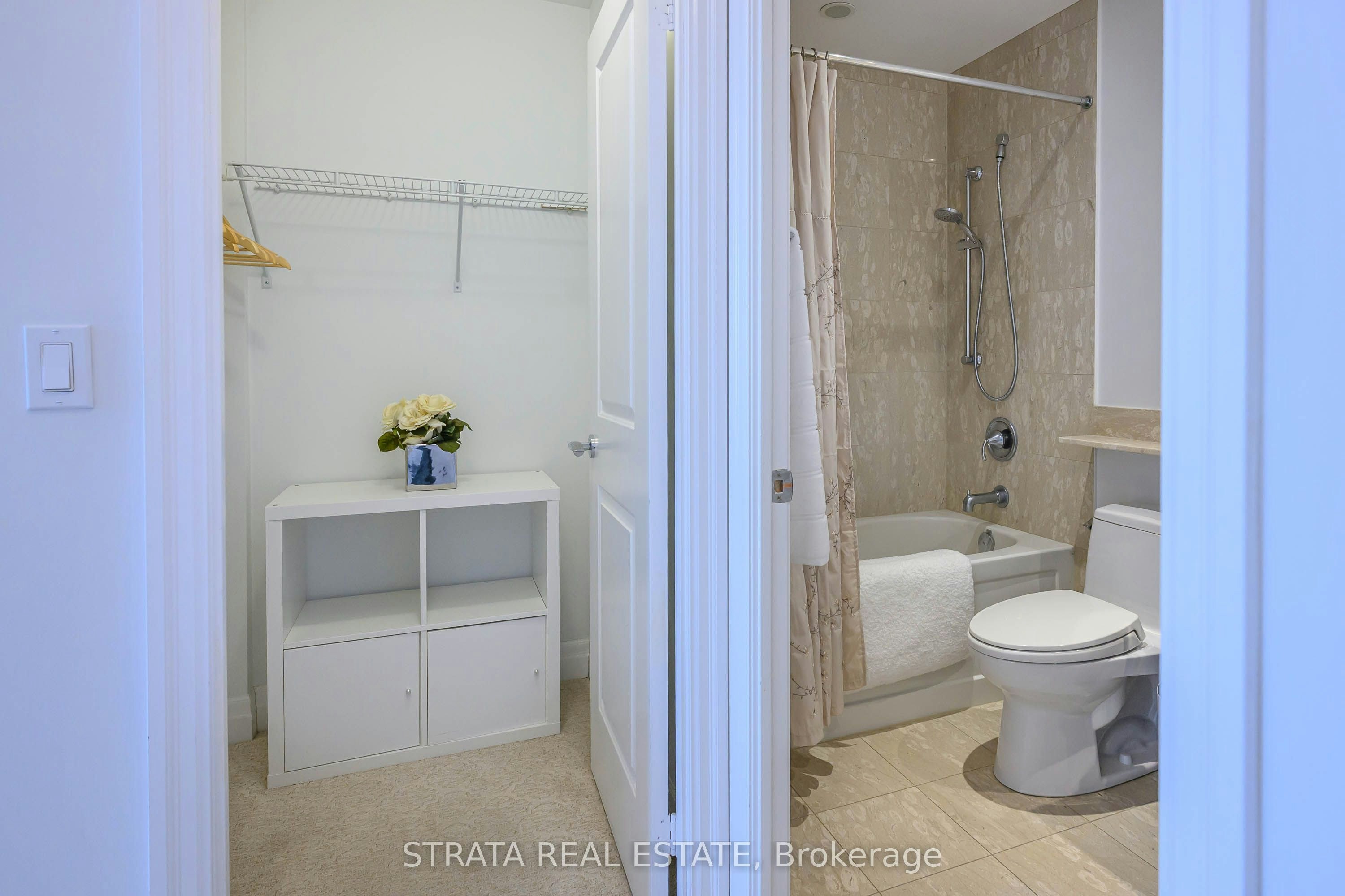 2602-35 Balmuto Street, Toronto, ON, M4Y 0A3 - 6