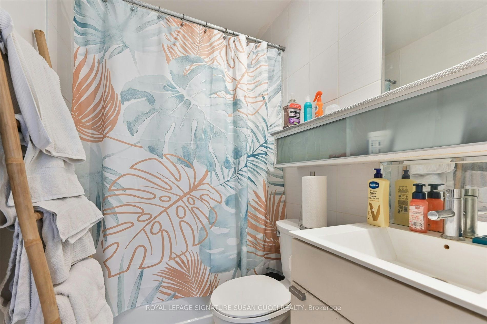 1825-111 Elizabeth Street, Toronto, ON, M5G 1P7 - 16