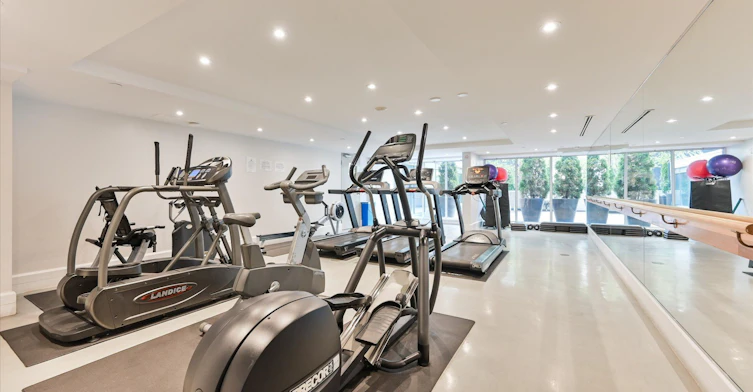 1825-111 Elizabeth Street, Toronto, ON, M5G 1P7 - 22