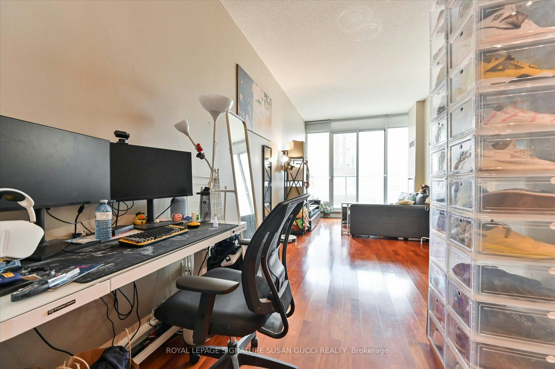 1825-111 Elizabeth Street, Toronto, ON, M5G 1P7 - 5