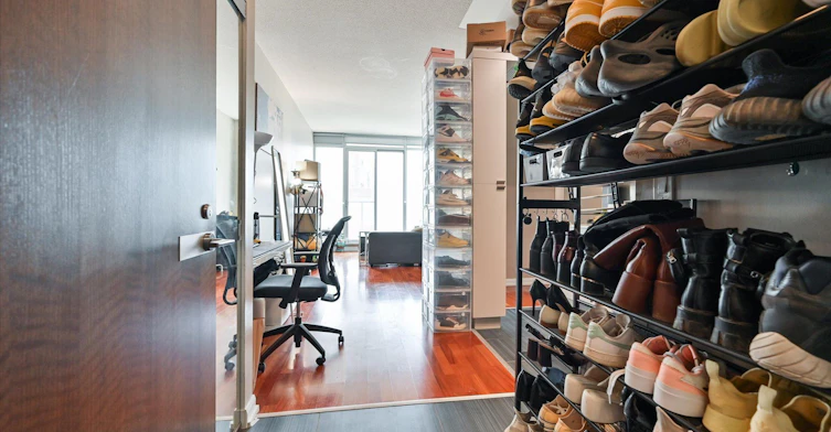 1825-111 Elizabeth Street, Toronto, ON, M5G 1P7 - 4