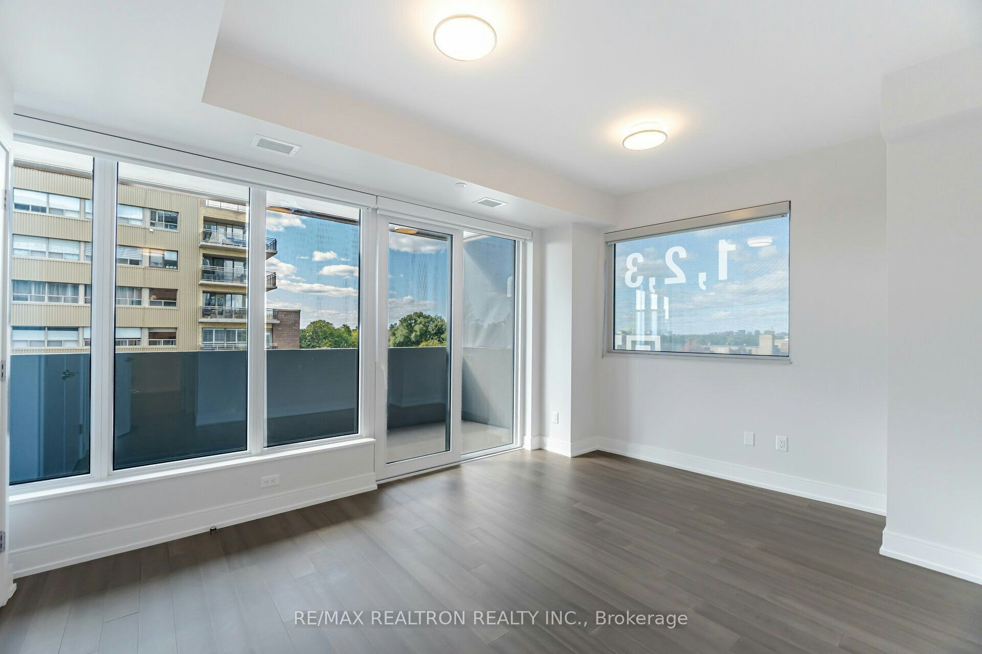 507-2525 Bathurst Street, Toronto, ON, M6B 2Y9 - 8