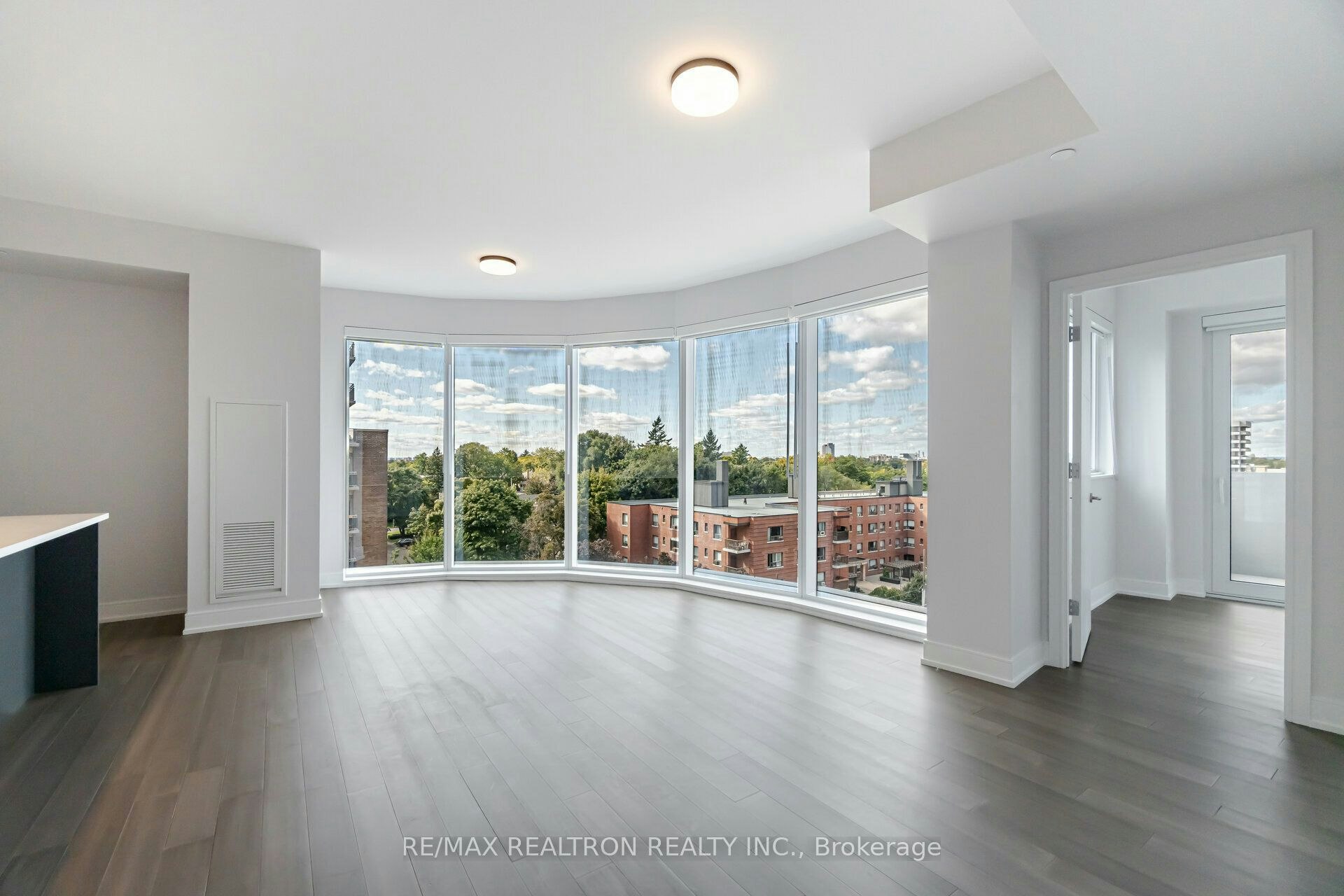 507-2525 Bathurst Street, Toronto, ON, M6B 2Y9 - 2