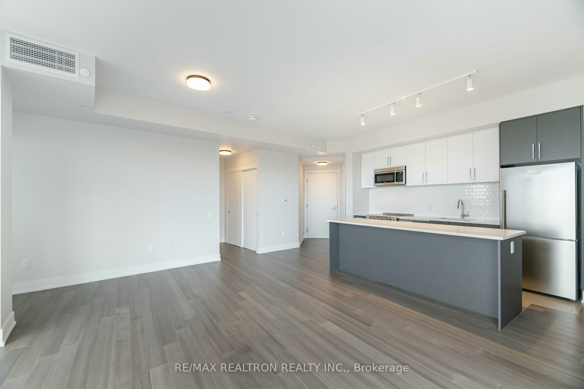 507-2525 Bathurst Street, Toronto, ON, M6B 2Y9 - 3