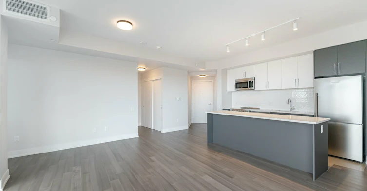 507-2525 Bathurst Street, Toronto, ON, M6B 2Y9 - 3