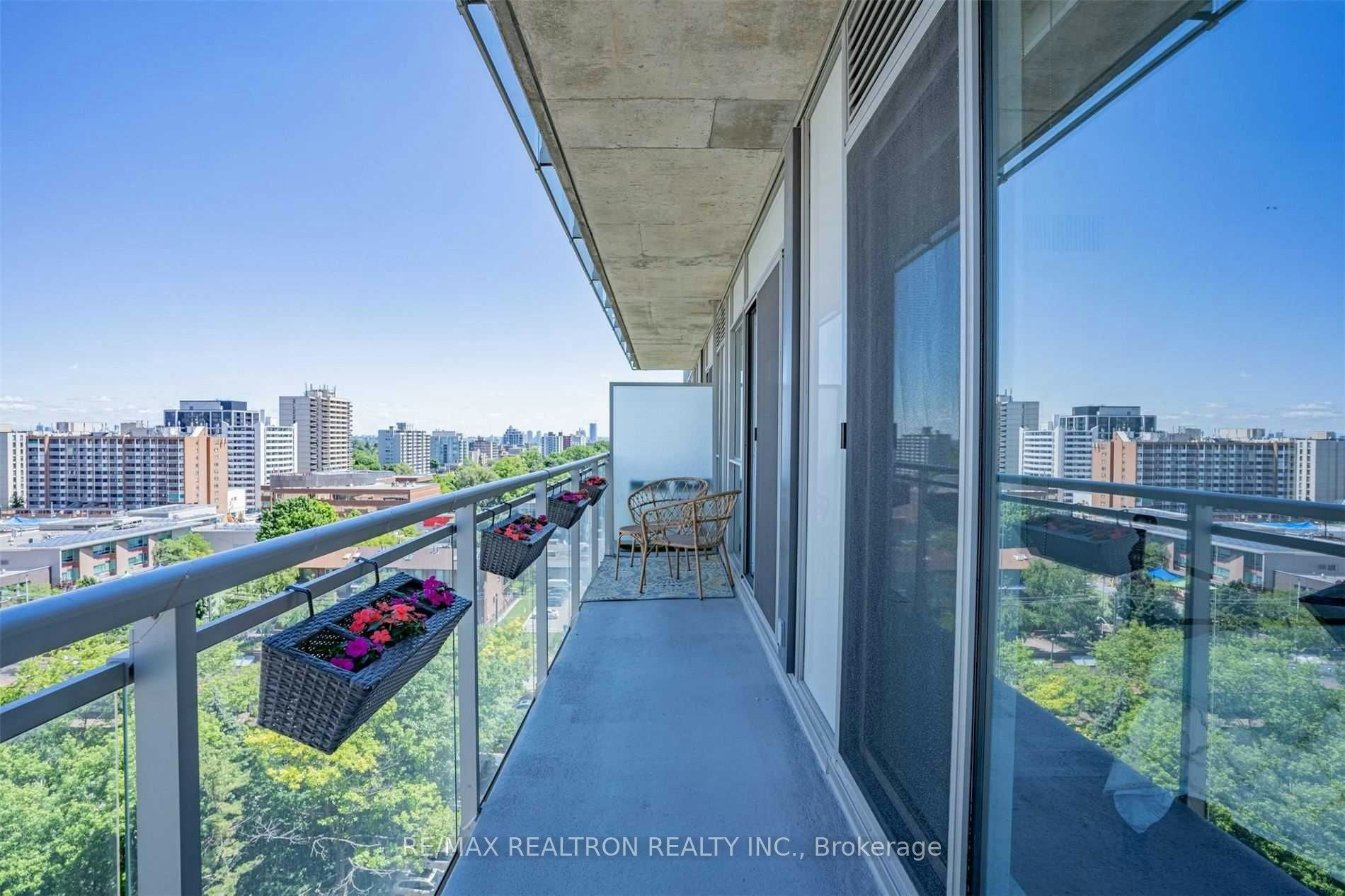 911-83 Redpath Avenue, Toronto, ON, M4S 0A2 - 11