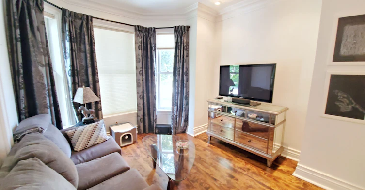Upper-47 Gloucester Street, Toronto, ON, M4Y 1L8 - 8