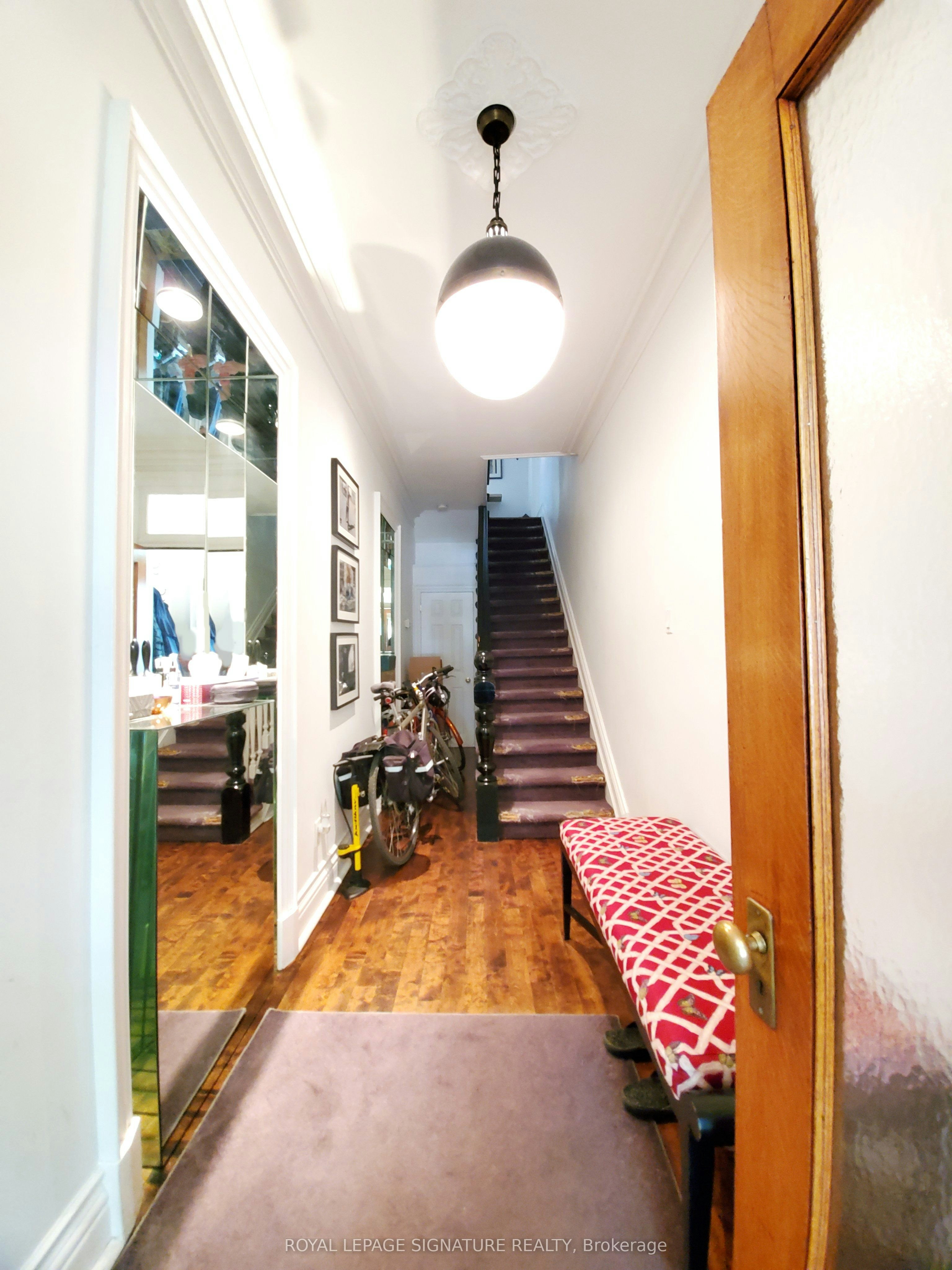 Upper-47 Gloucester Street, Toronto, ON, M4Y 1L8 - 24