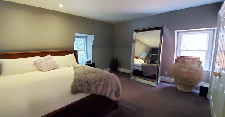 Upper-47 Gloucester Street, Toronto, ON, M4Y 1L8 - 18