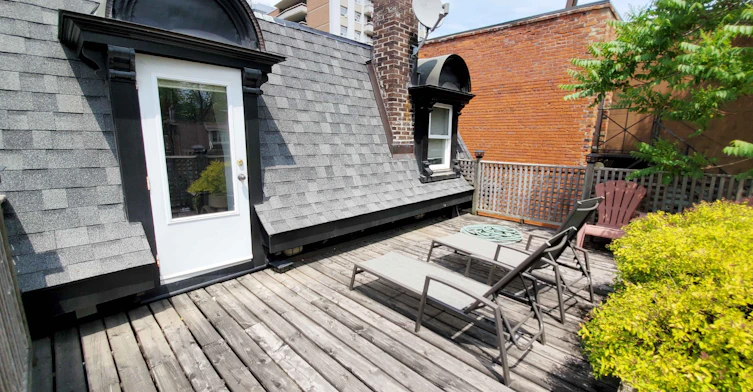 Upper-47 Gloucester Street, Toronto, ON, M4Y 1L8 - 23