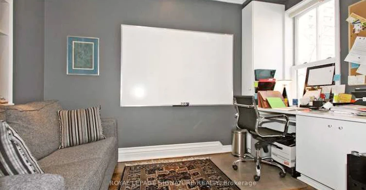 Upper-47 Gloucester Street, Toronto, ON, M4Y 1L8 - 11