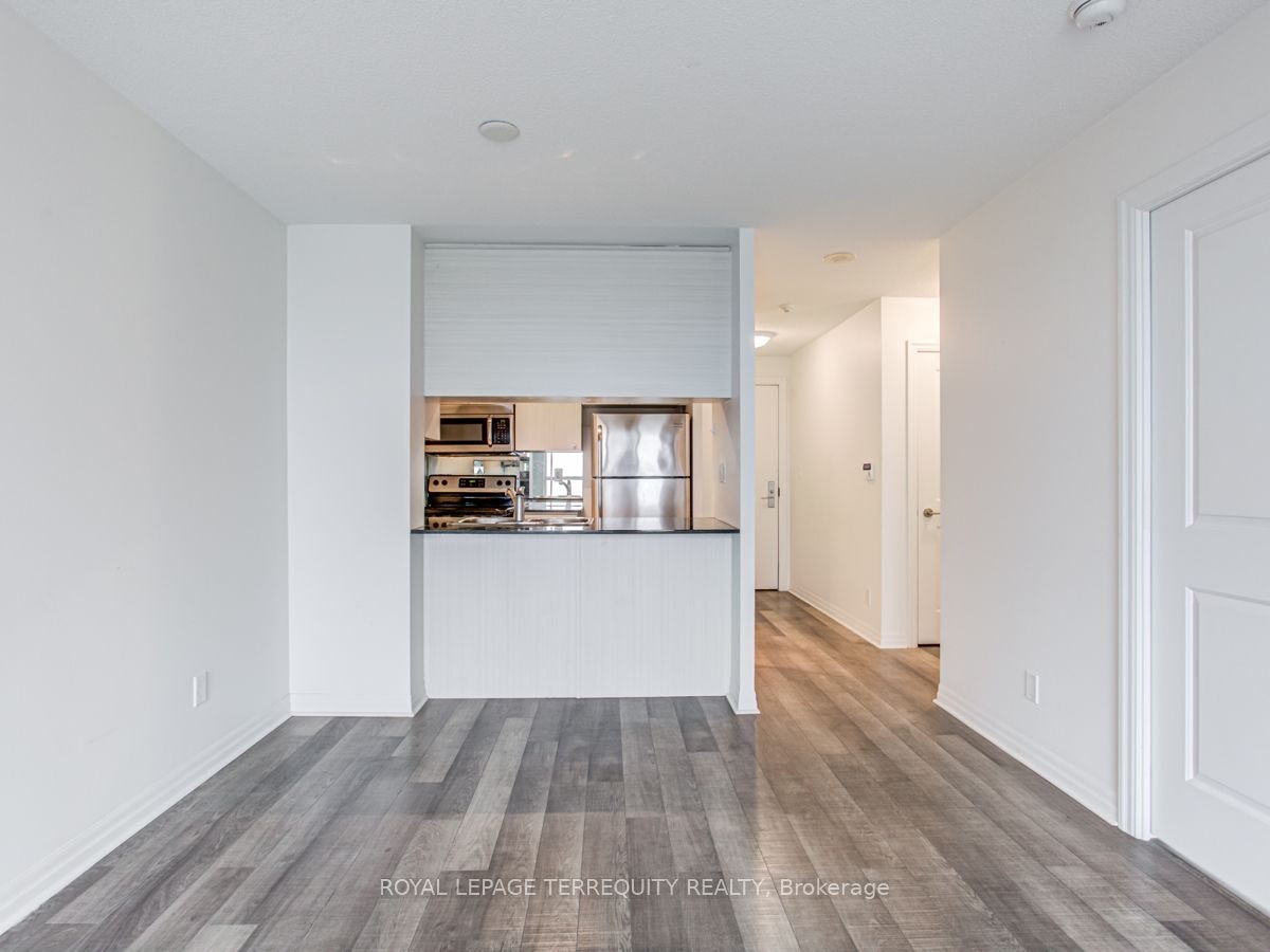 2202-2015 Sheppard Avenue E, Toronto, ON, M2J 1W6 - 10