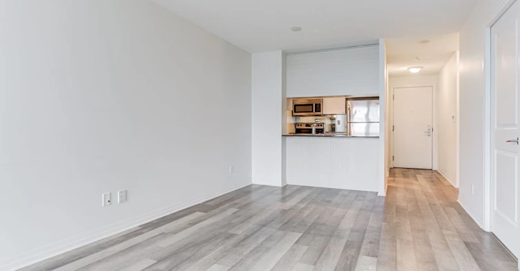 2202-2015 Sheppard Avenue E, Toronto, ON, M2J 1W6 - 9