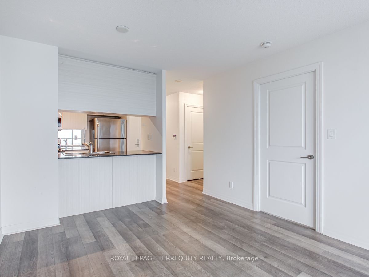 2202-2015 Sheppard Avenue E, Toronto, ON, M2J 1W6 - 11