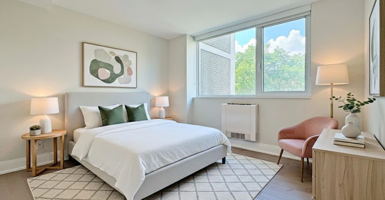 304-11 Walmer Road, Toronto, ON, M5R 2W9 - 4
