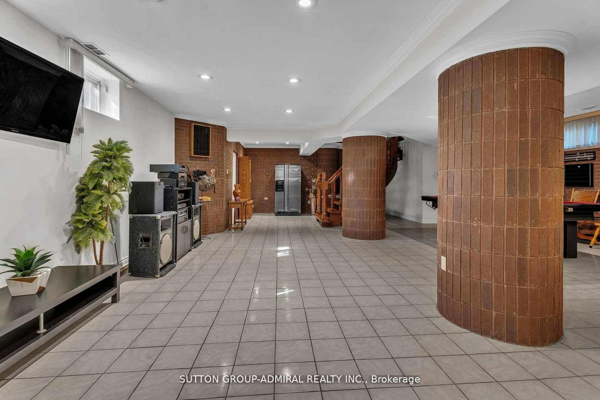116 Goulding Avenue, Toronto, ON, M2M 1L4 - 40