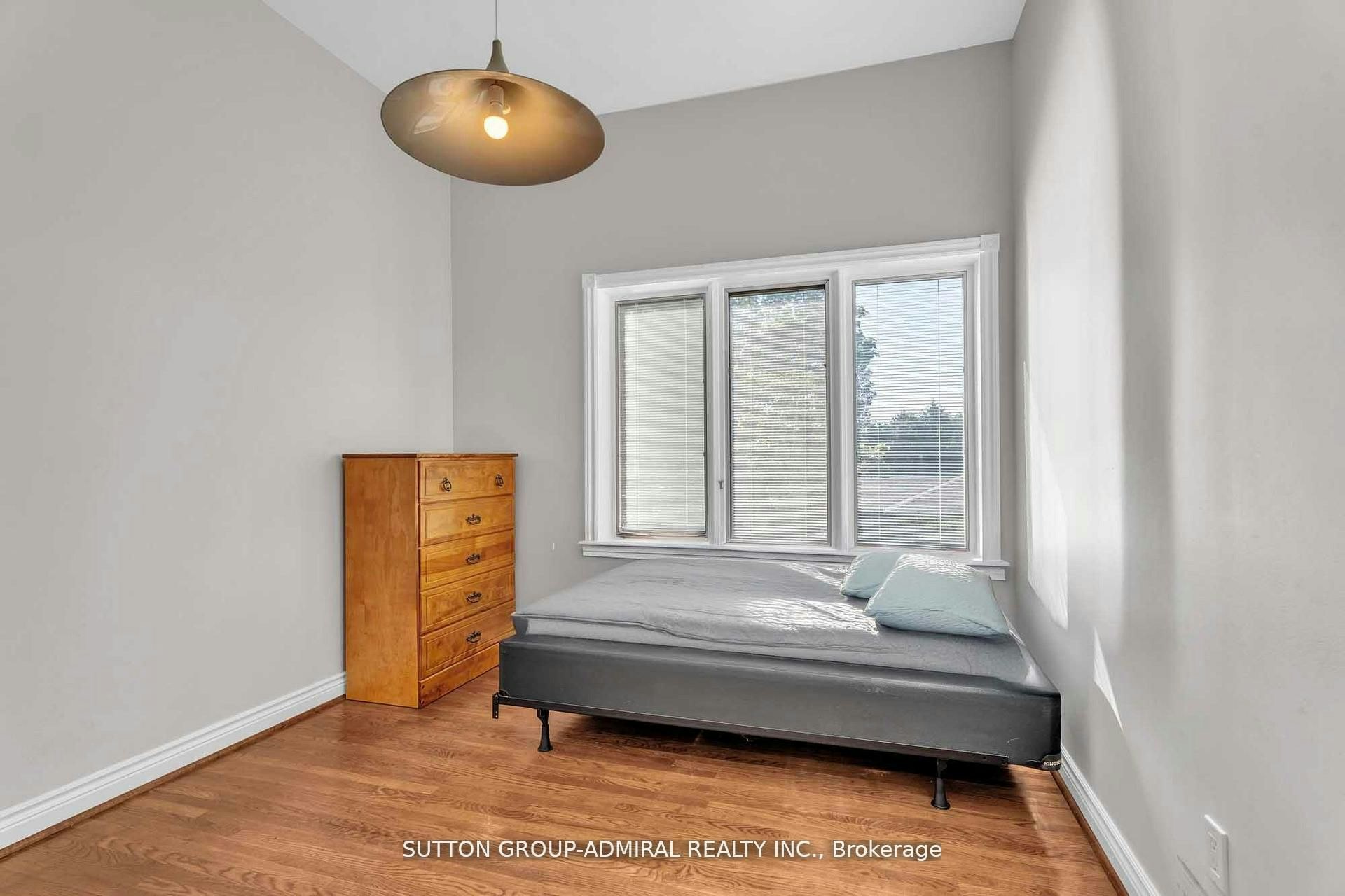 116 Goulding Avenue, Toronto, ON, M2M 1L4 - 25