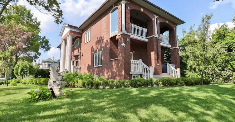 116 Goulding Avenue, Toronto, ON, M2M 1L4