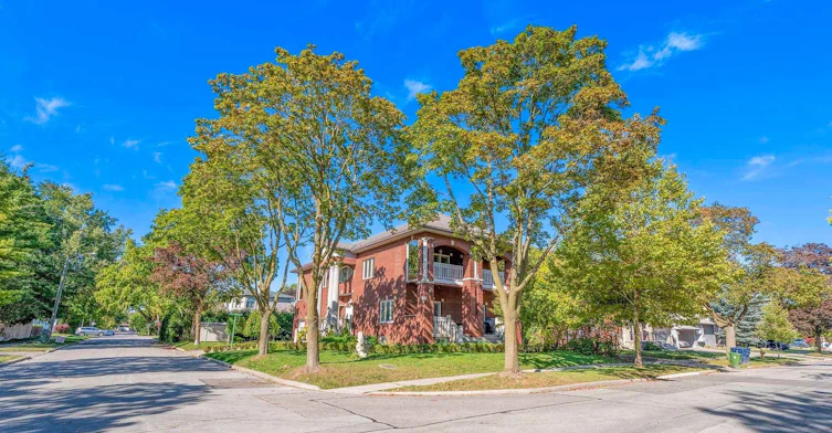 116 Goulding Avenue, Toronto, ON, M2M 1L4 - 5