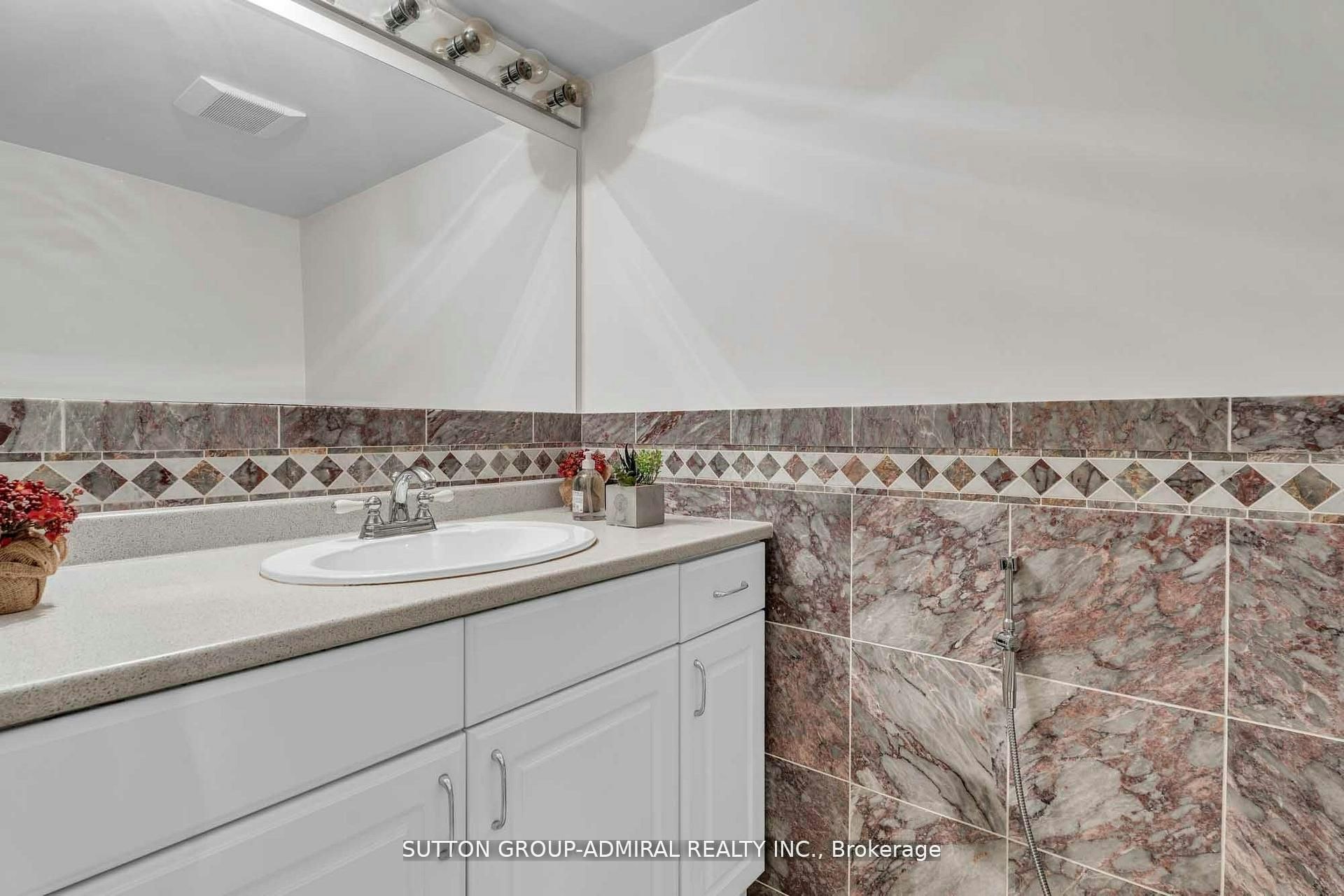 116 Goulding Avenue, Toronto, ON, M2M 1L4 - 31