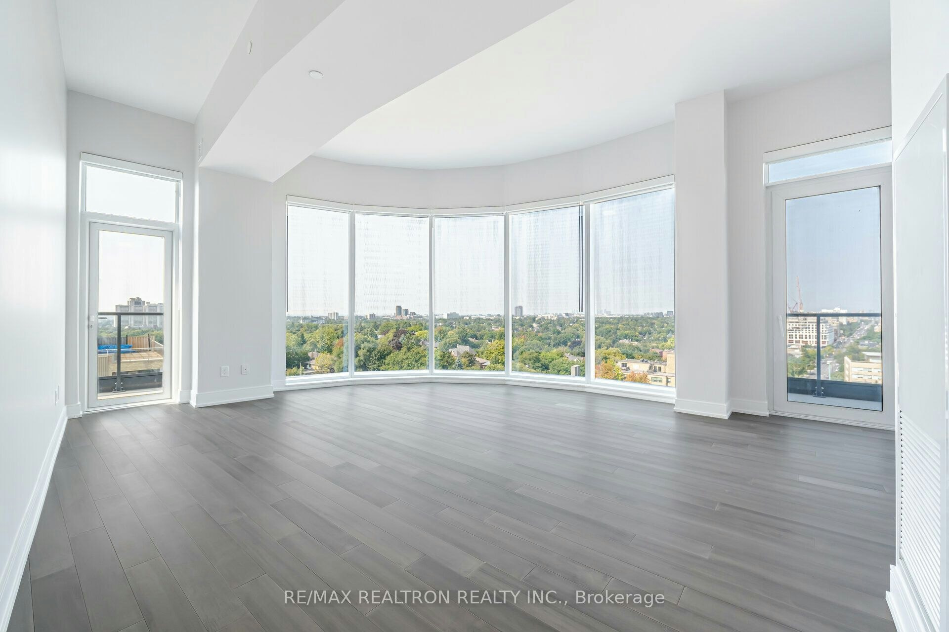 1305-2525 Bathurst Street, Toronto, ON, M6B 2Y9 - 2