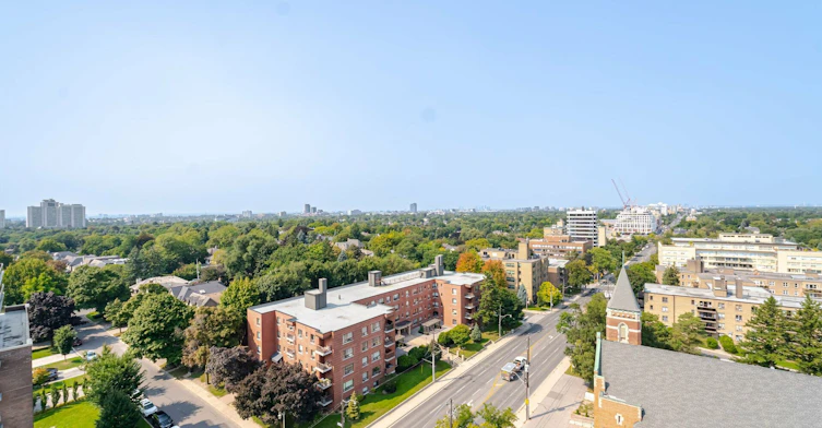 1305-2525 Bathurst Street, Toronto, ON, M6B 2Y9 - 23