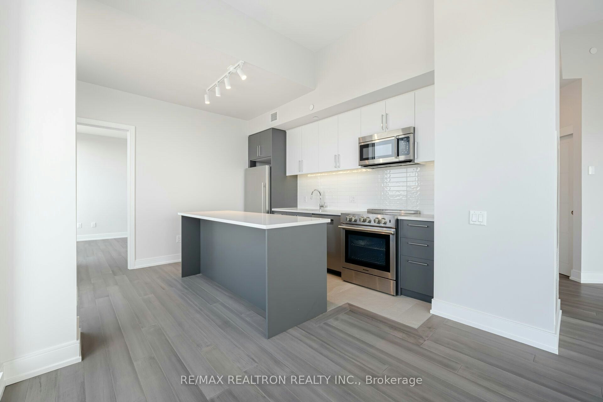 1305-2525 Bathurst Street, Toronto, ON, M6B 2Y9 - 5