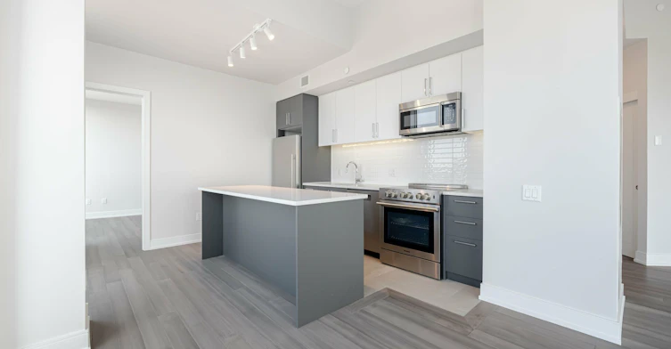 1305-2525 Bathurst Street, Toronto, ON, M6B 2Y9 - 5