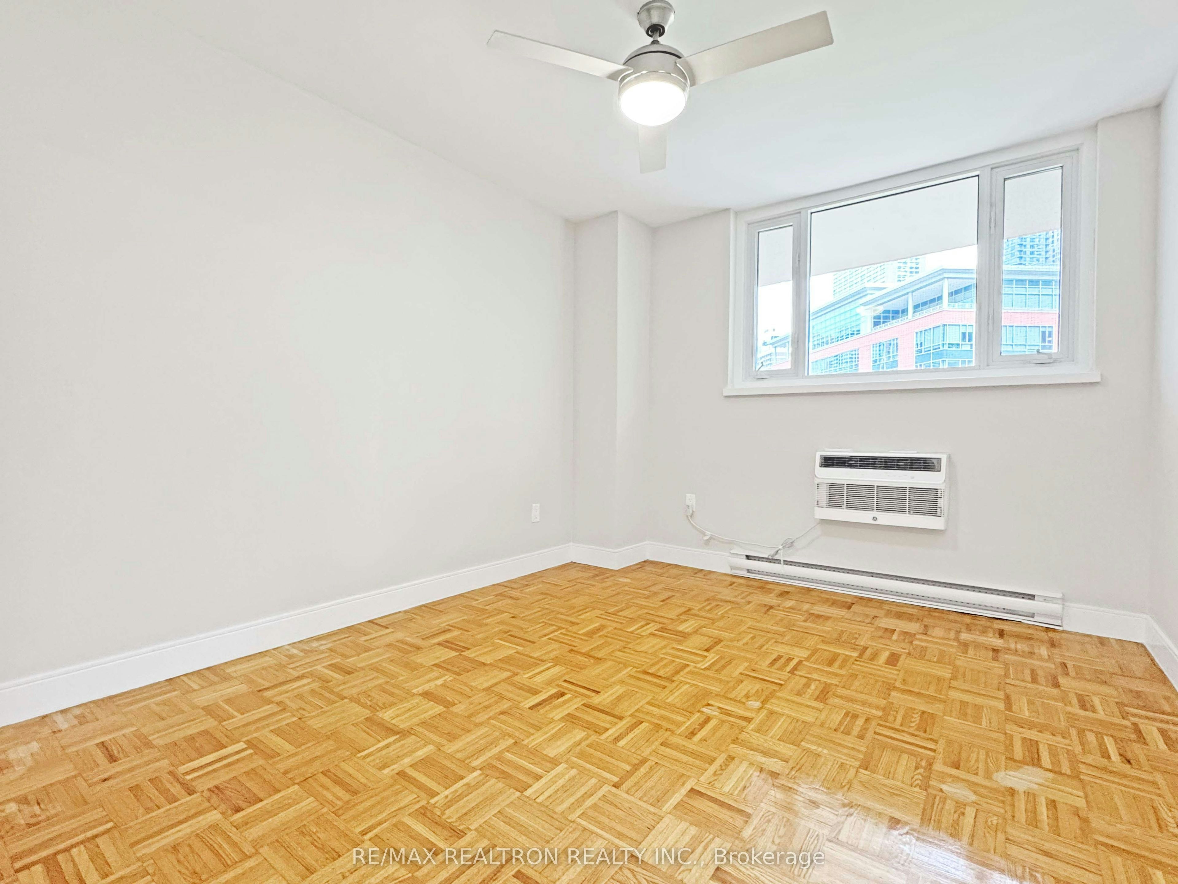 1202-55 Isabella Street, Toronto, ON, M4Y 1M8 - 8