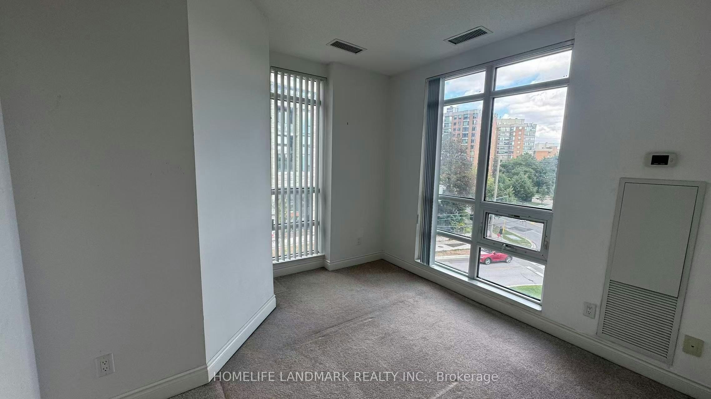 212-31 Olive Avenue, Toronto, ON, M2N 4N4 - 11