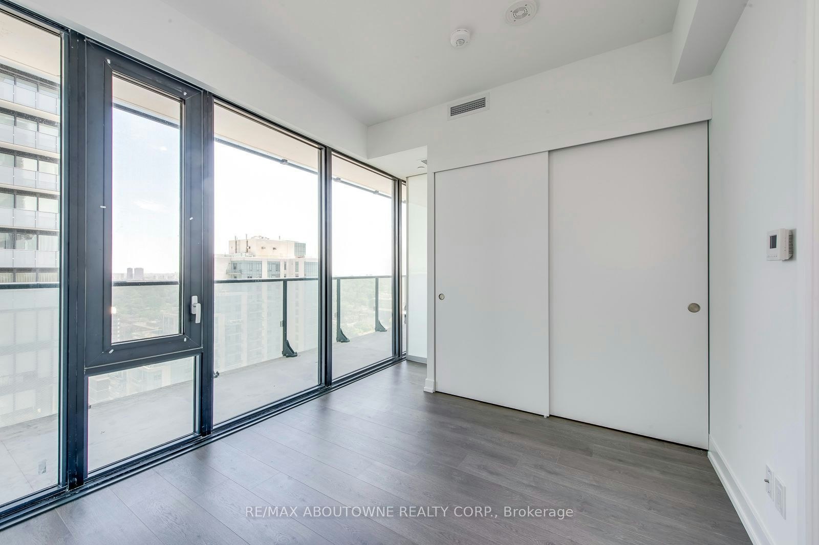 2010-161 Roehampton Avenue, Toronto, ON, M4P 0C8 - 19