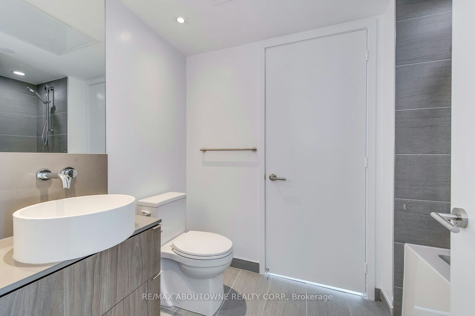 2010-161 Roehampton Avenue, Toronto, ON, M4P 0C8 - 21