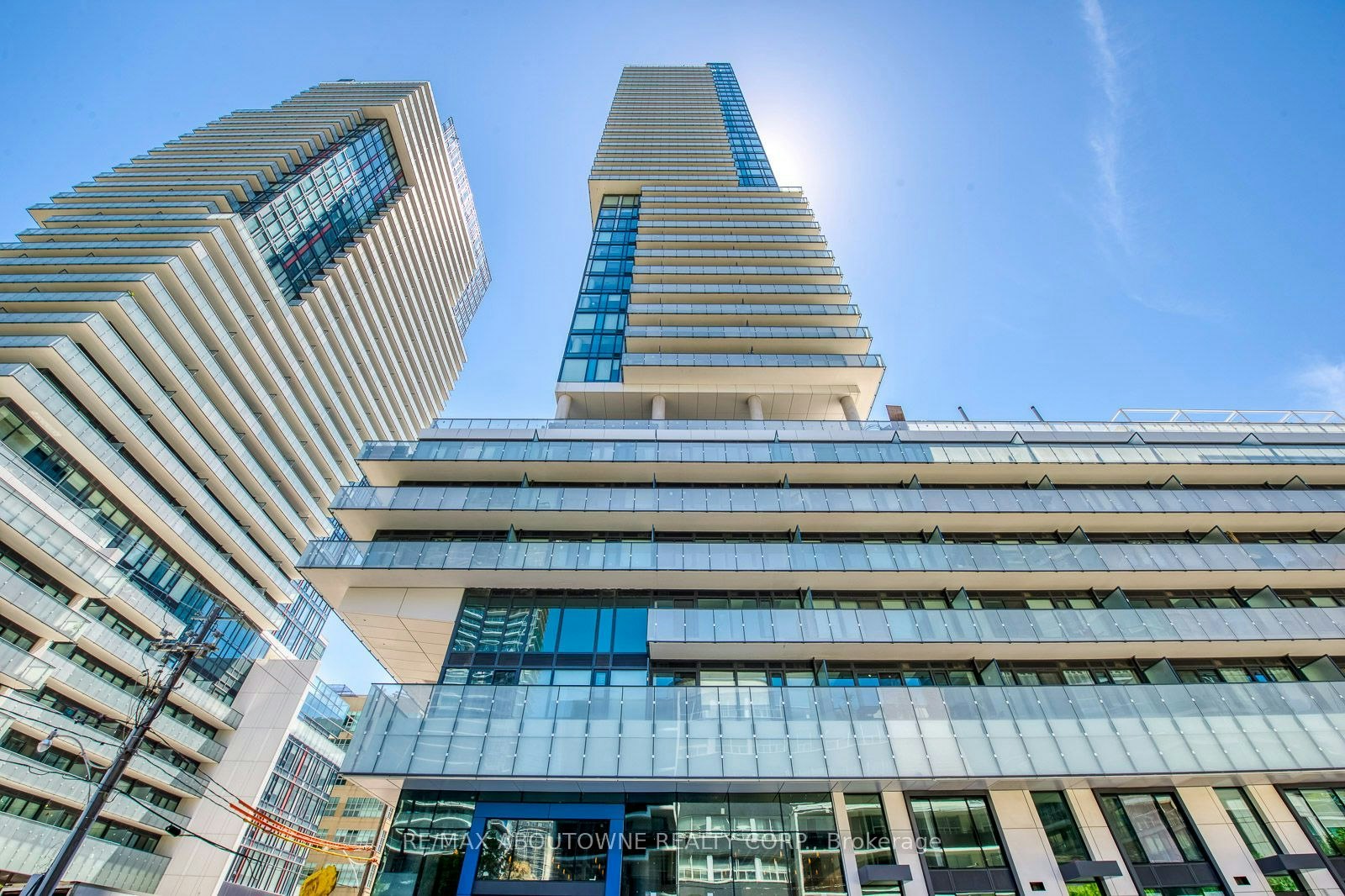 2010-161 Roehampton Avenue, Toronto, ON, M4P 0C8 - 2