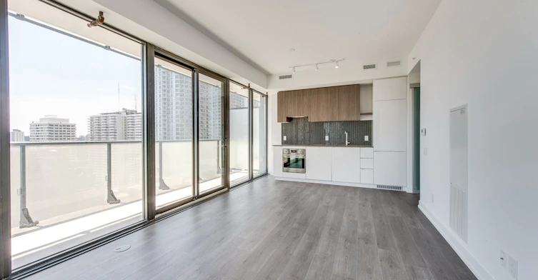 2010-161 Roehampton Avenue, Toronto, ON, M4P 0C8 - 11