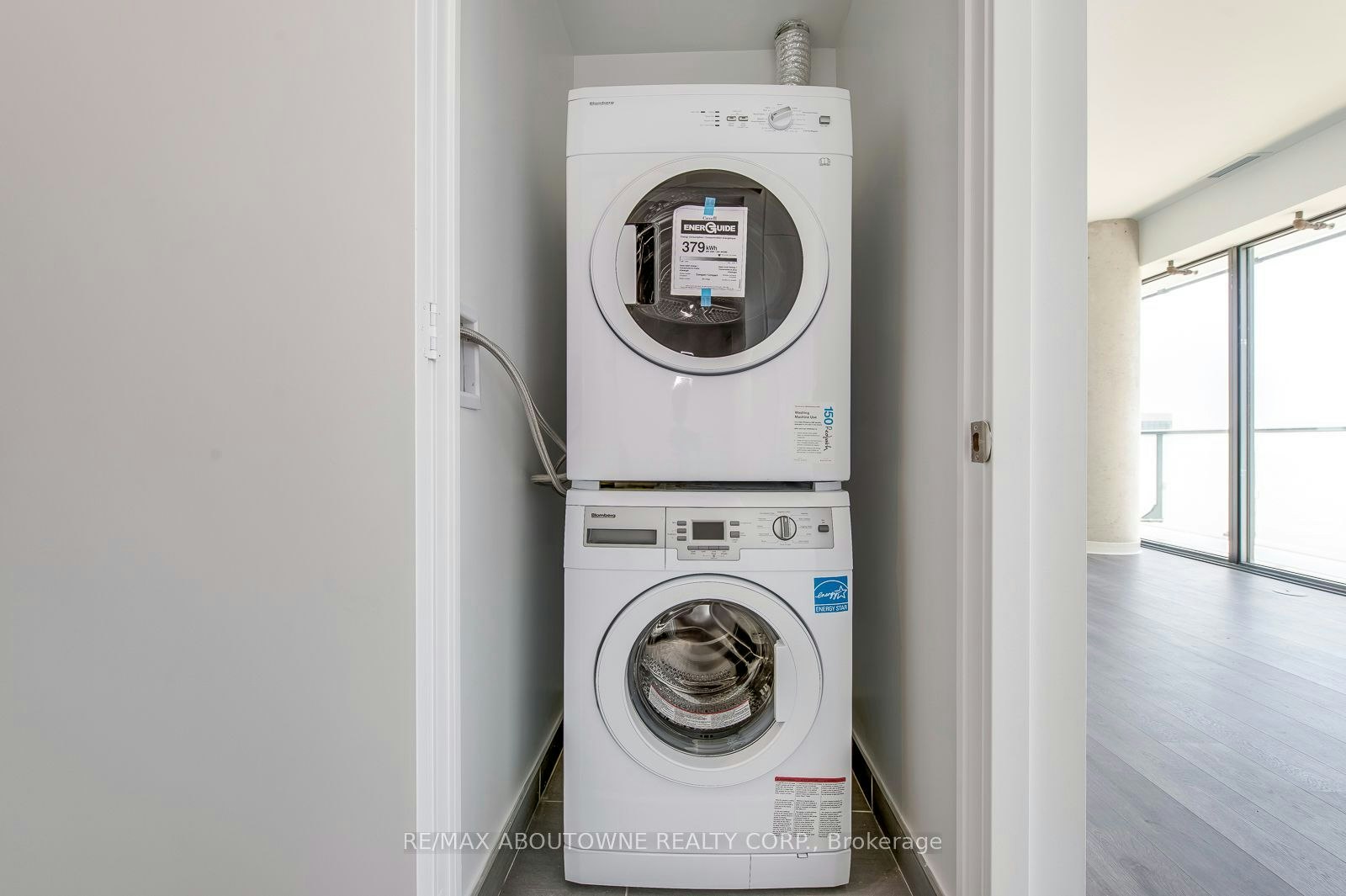 2010-161 Roehampton Avenue, Toronto, ON, M4P 0C8 - 22