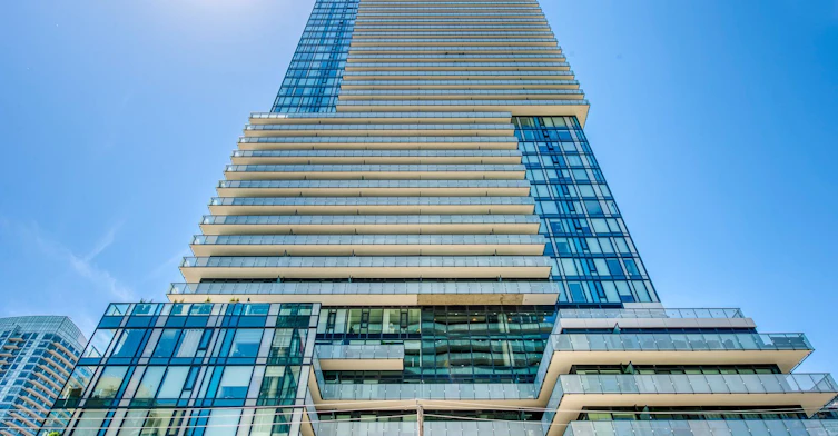 2010-161 Roehampton Avenue, Toronto, ON, M4P 0C8