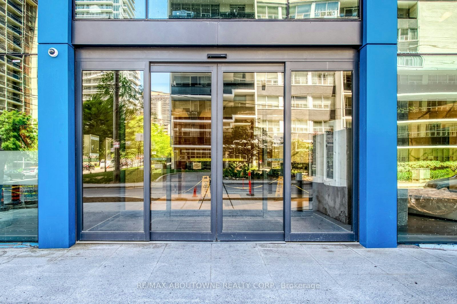 2010-161 Roehampton Avenue, Toronto, ON, M4P 0C8 - 3