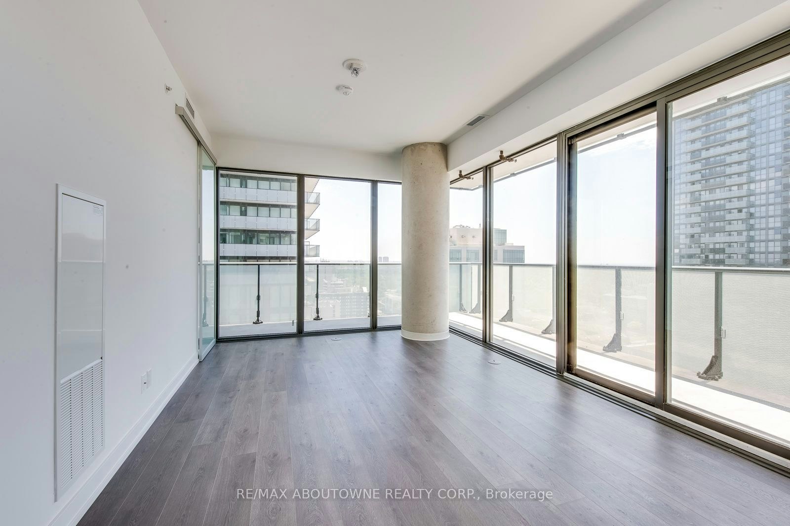 2010-161 Roehampton Avenue, Toronto, ON, M4P 0C8 - 7