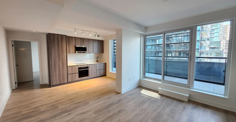 701-117 Broadway Avenue, Toronto, ON, M4P 1V3 - 2