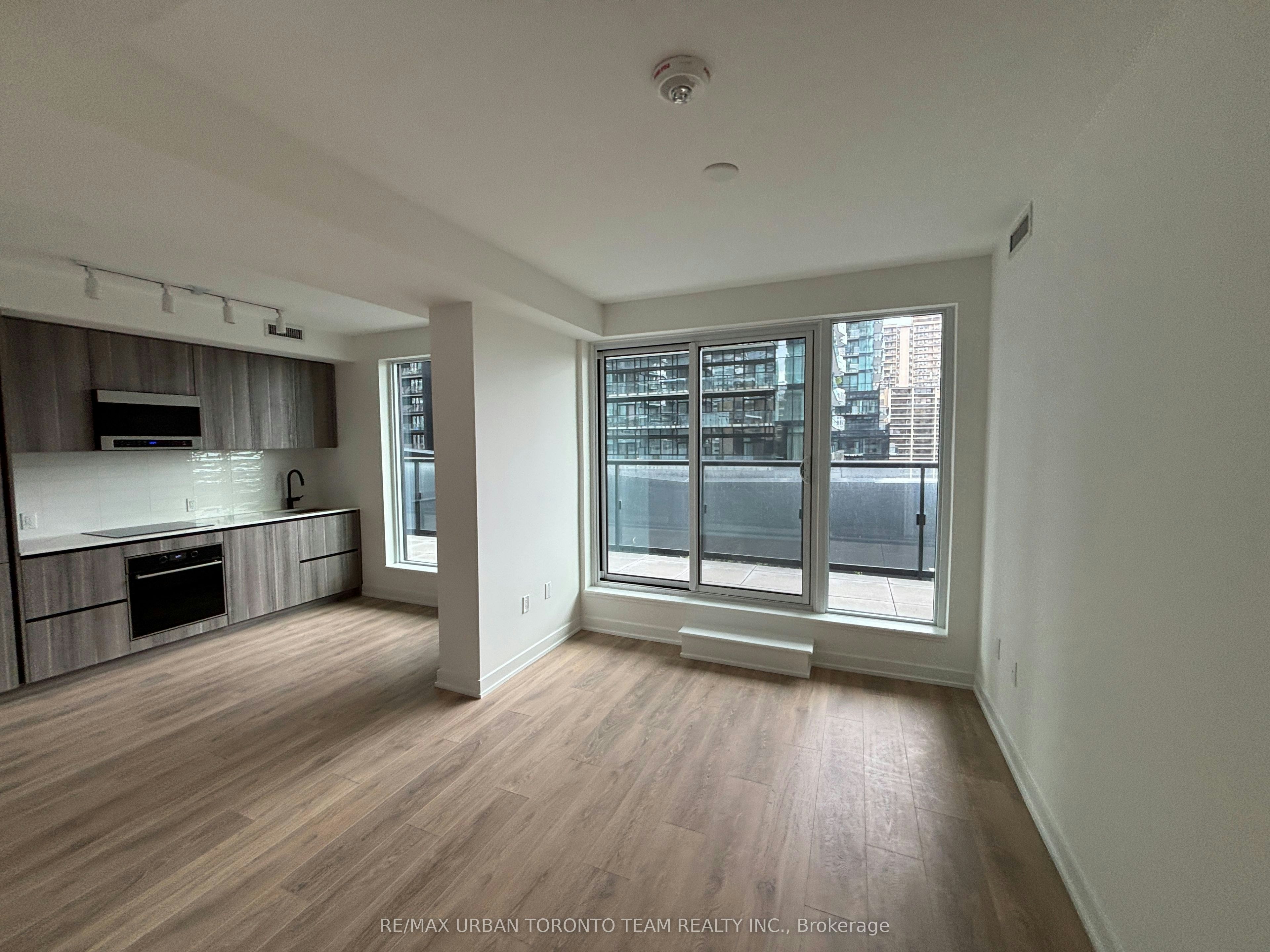 701-117 Broadway Avenue, Toronto, ON, M4P 1V3 - 4