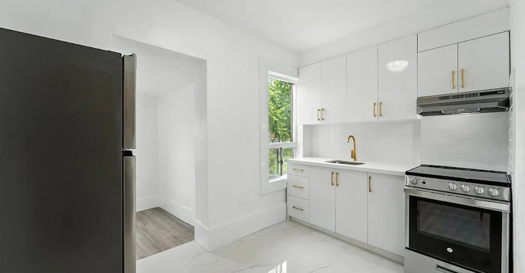 Upper-1182 Ossington Avenue, Toronto, ON, M6G 3W1 - 11