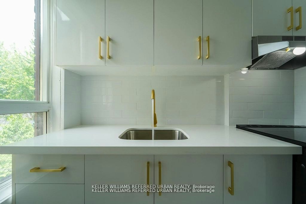 Upper-1182 Ossington Avenue, Toronto, ON, M6G 3W1 - 12
