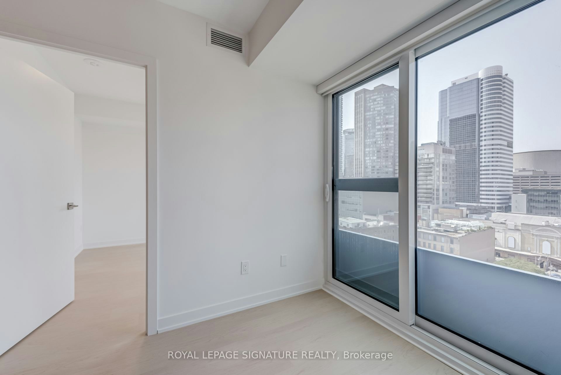 1201-252 Church Street, Toronto, ON, M5B 0E6 - 4