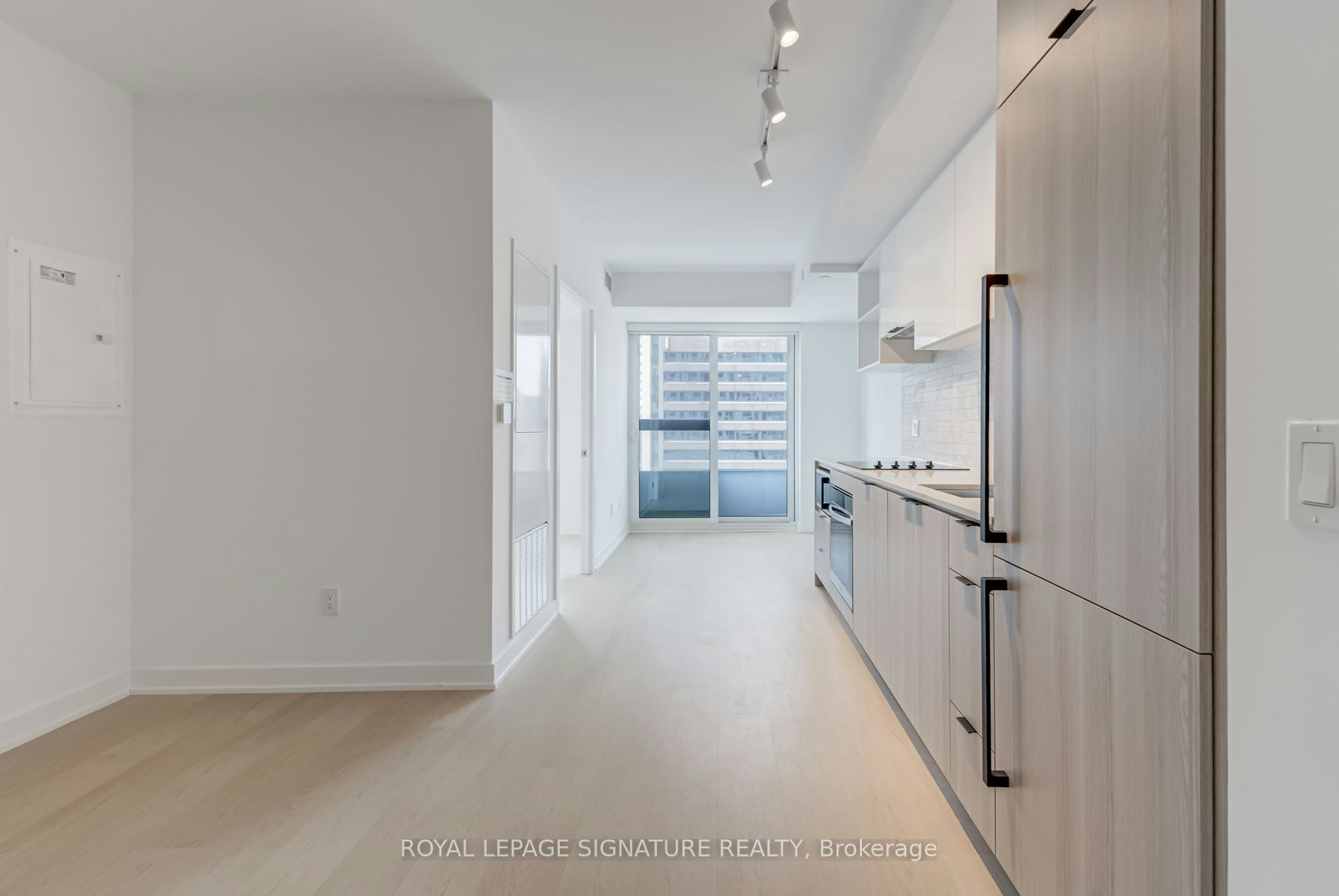 1201-252 Church Street, Toronto, ON, M5B 0E6 - 3