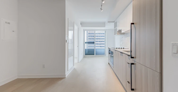1201-252 Church Street, Toronto, ON, M5B 0E6 - 3