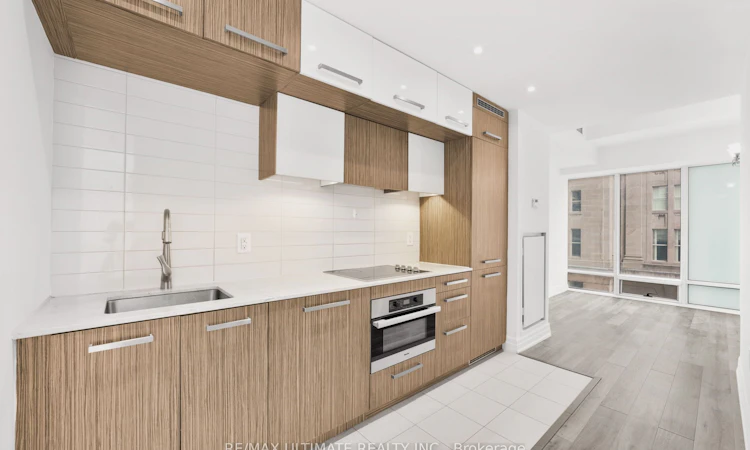 506-8 The Esplanade Street