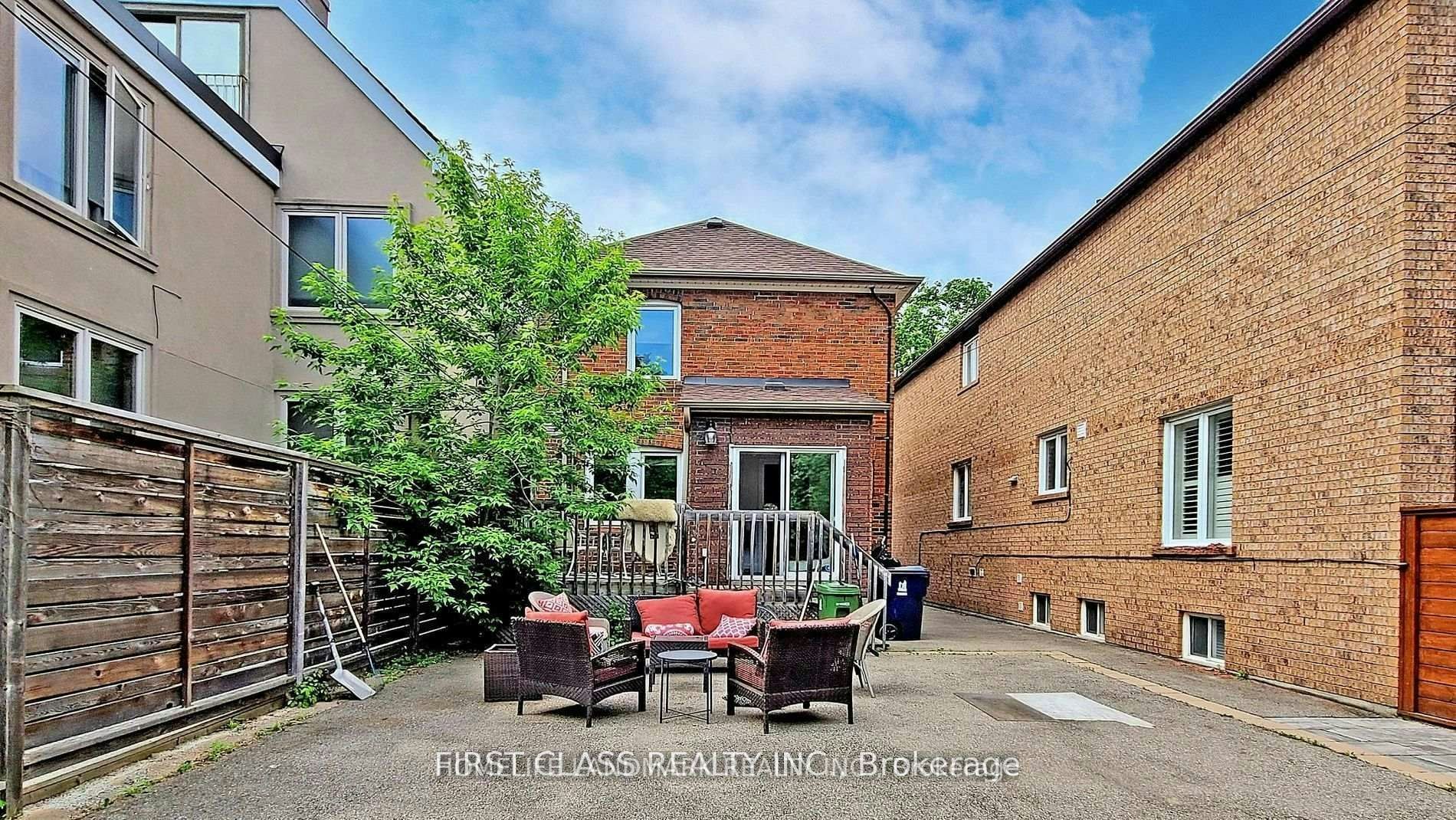 203 Melrose Avenue, Toronto, ON, M5M 1Y9 - 9